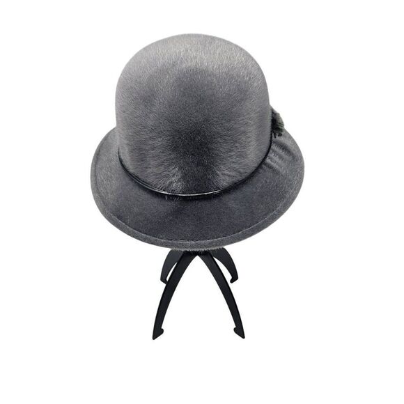 Retro Roaring 20s Gray Bowler Hat Faux Fur Black Bow Accent 57 CM Womens Flapper - Picture 6 of 9